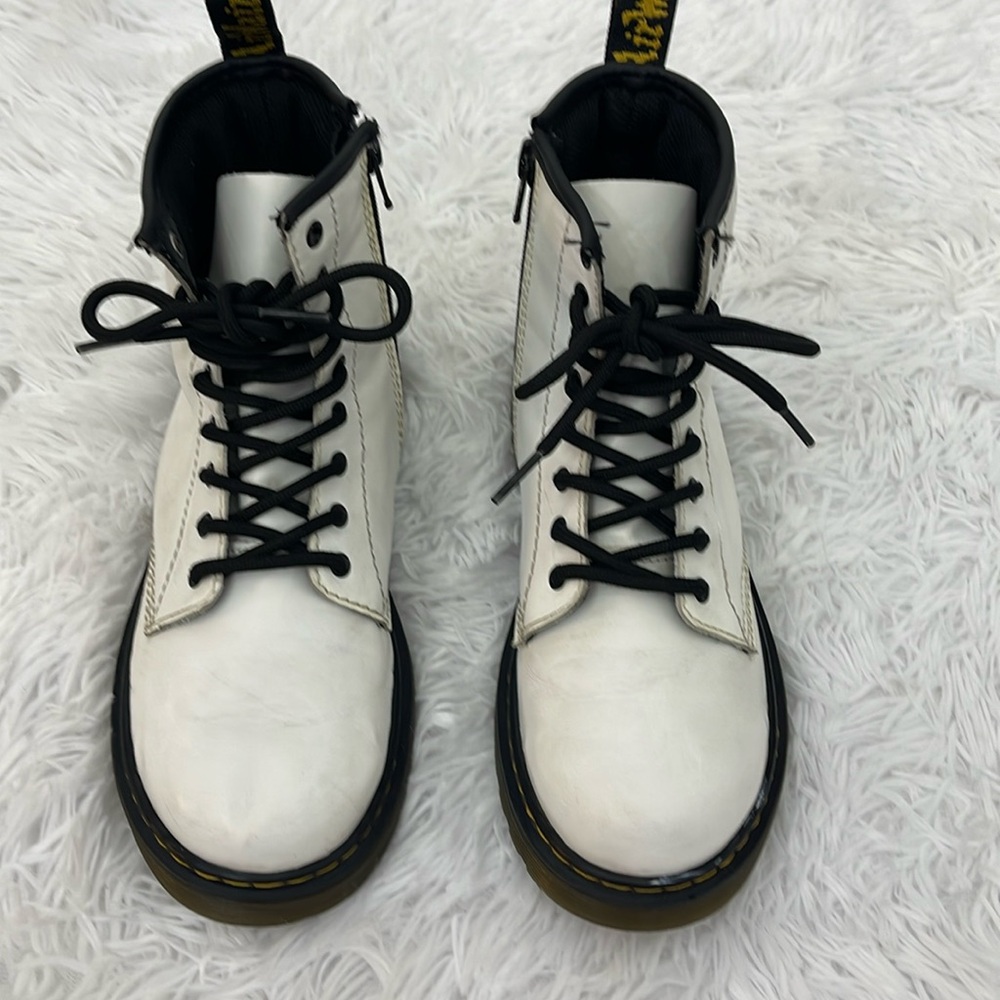 DR. MARTEN AIR WAIR WITH BOUNCING SOLES , SIZE L 5, VERY GOOD CONDITION